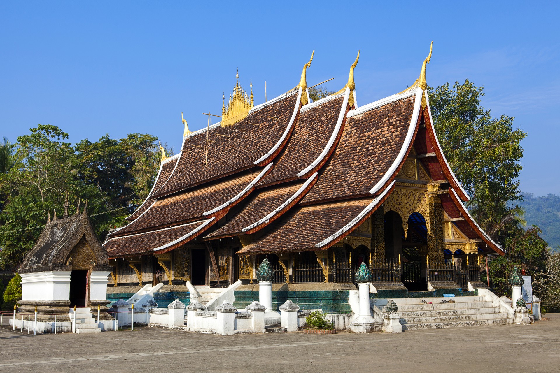 Discover Luang  Prabang 3 Days 2 Nights